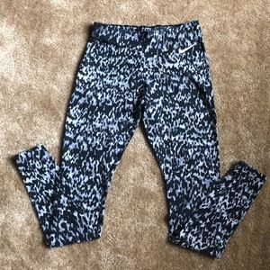 Nike Leopard Print Leggings
